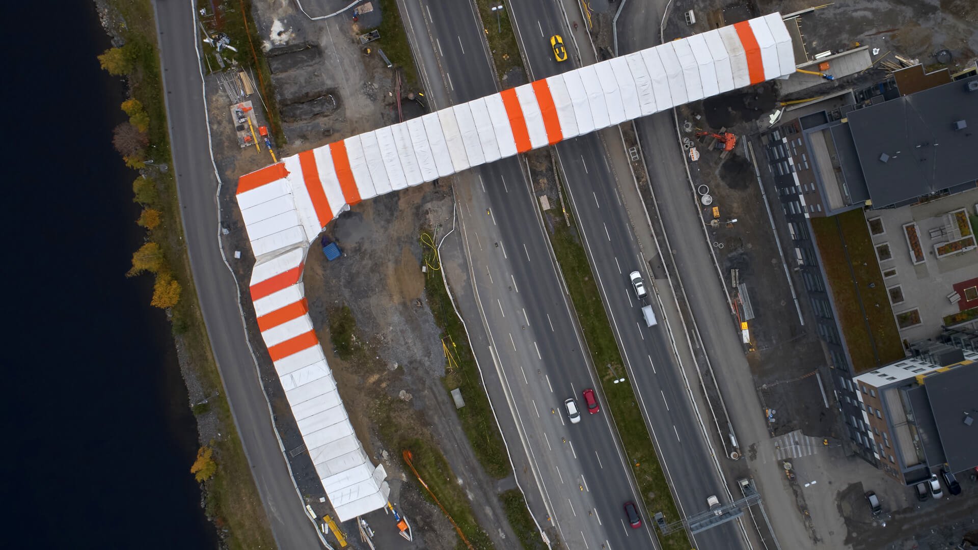 Keder Roofi ilmastikukaitsetunnel üle maantee